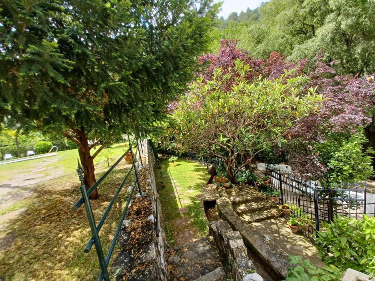 Casa Fuente De Rechita Villa La Iruela Exterior photo